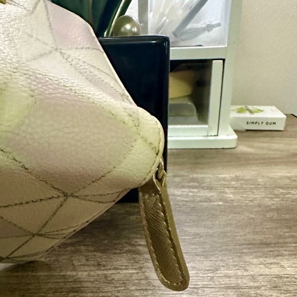 Women's Luv Betsey by Betsey Johnson Geometric Zip Wallet Gold Pink 4"x5" - Picture 9 of 16